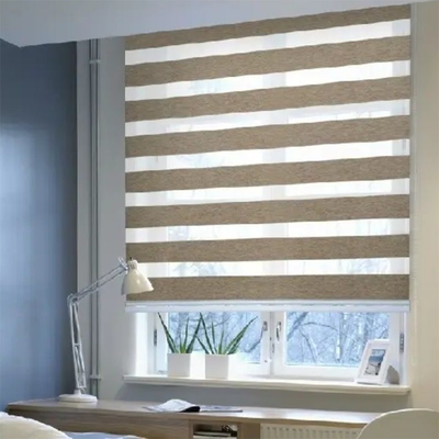 Innenbürofenster Zebra Rollerblinde für Tag und Nacht Manuelle offene Funktion