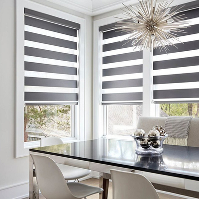 Doppelschichtblinde Vollschwarzfenstervorhang Zebrablinde für modernen Design