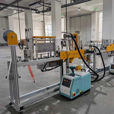 Versatile und verstellbare Blindmaschine mit halbautomatischem Betriebsmodus