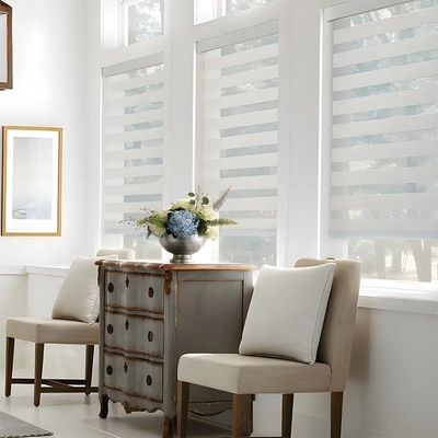 Eigene Größe Elektrische Smart Zebra Schattierung Staubdichte Funktion Fenster Polyester Blinds
