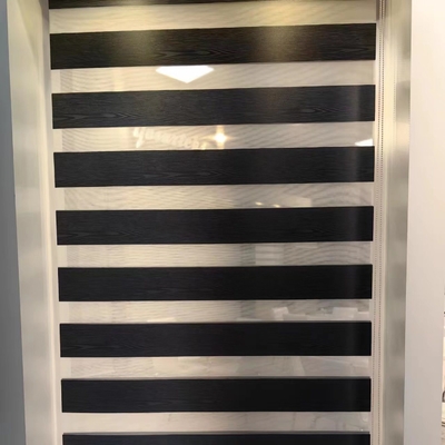 Elektrische Solarschattierung Fensterblinde Horizontale Zebra Blinds für eine hervorragende Leistung