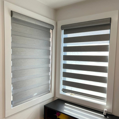 Elektrische Solarschattierung Fensterblinde Horizontale Zebra Blinds für eine hervorragende Leistung