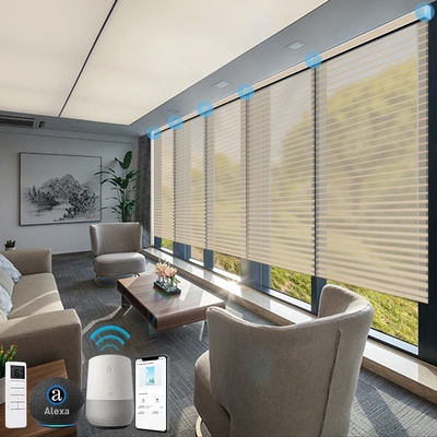 Individuelle UV- und Wärmedämmung für Badezimmer Elektromotorisierte Shangrila Blinds