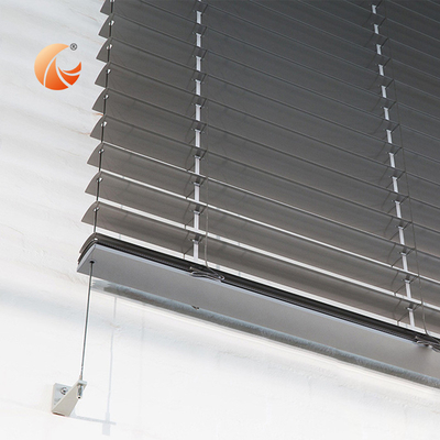 Manuell geöffnete Aluminium-Spulen-Jalousien zur Energieeinsparung und Reduzierung der Stromkosten